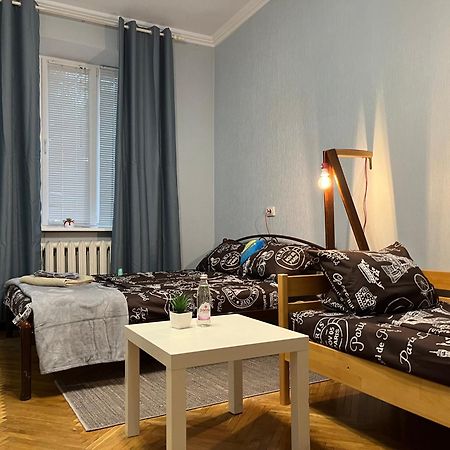 Ararat-Klovskaya Hostel-Apartments Kiev Ngoại thất bức ảnh
