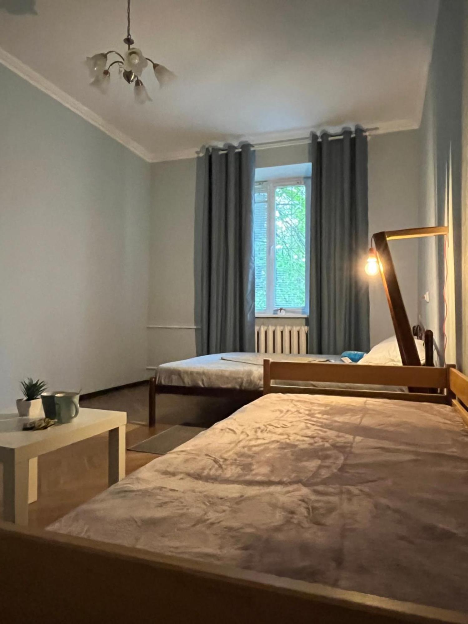 Ararat-Klovskaya Hostel-Apartments Kiev Ngoại thất bức ảnh