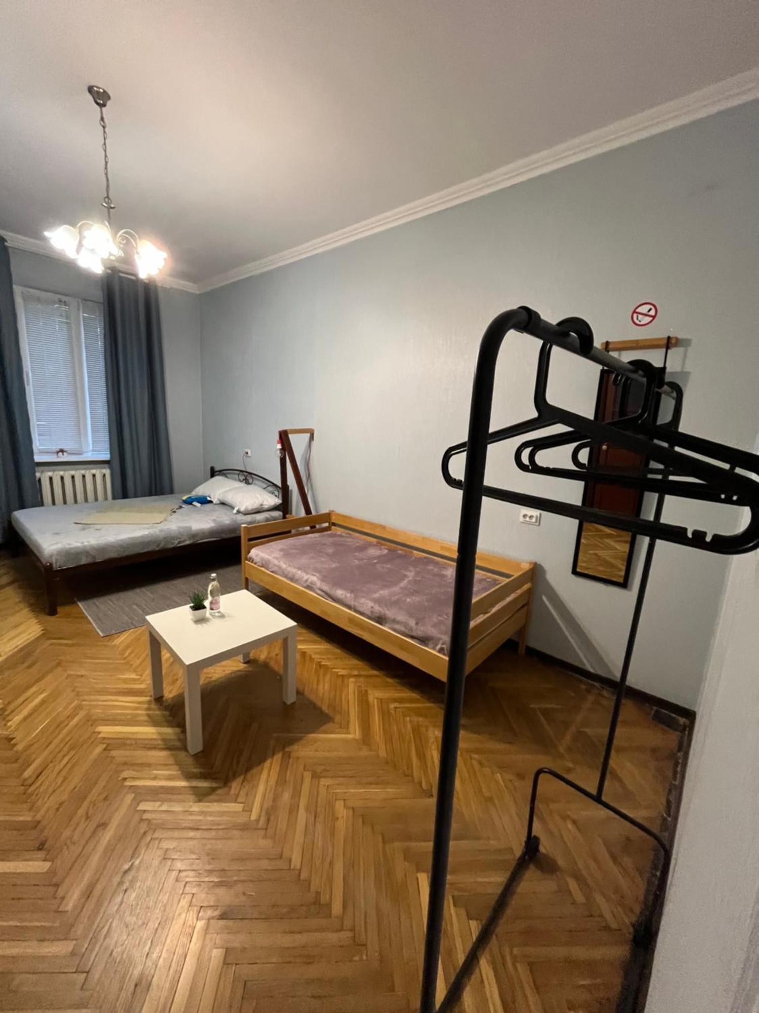 Ararat-Klovskaya Hostel-Apartments Kiev Ngoại thất bức ảnh