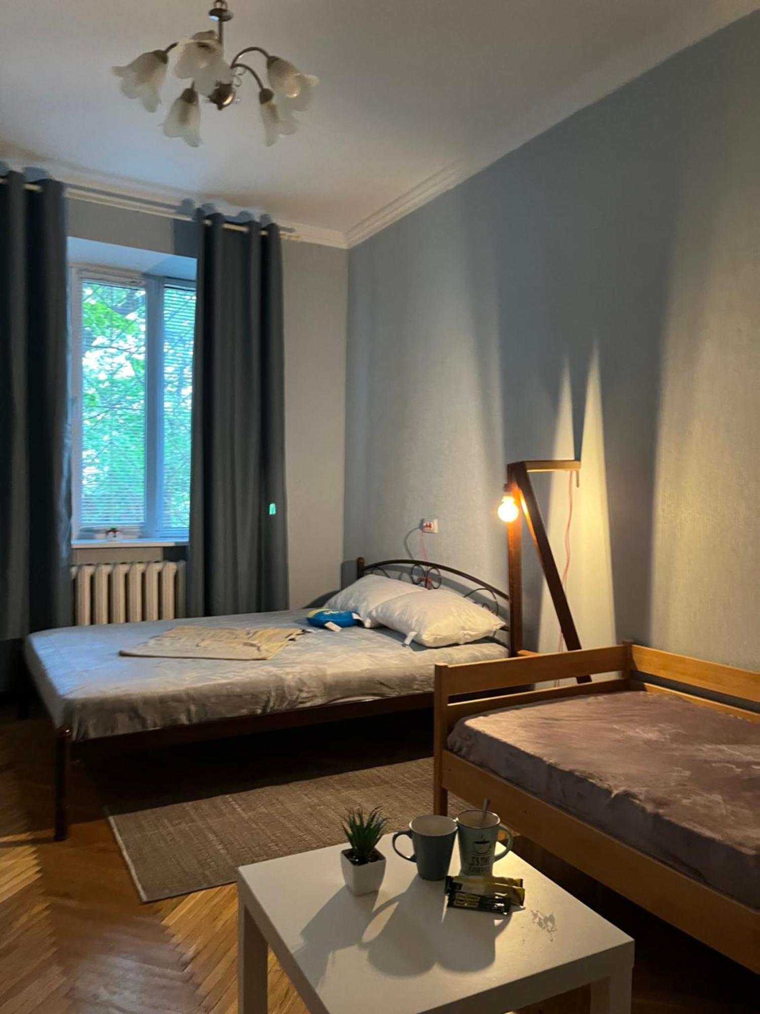 Ararat-Klovskaya Hostel-Apartments Kiev Ngoại thất bức ảnh