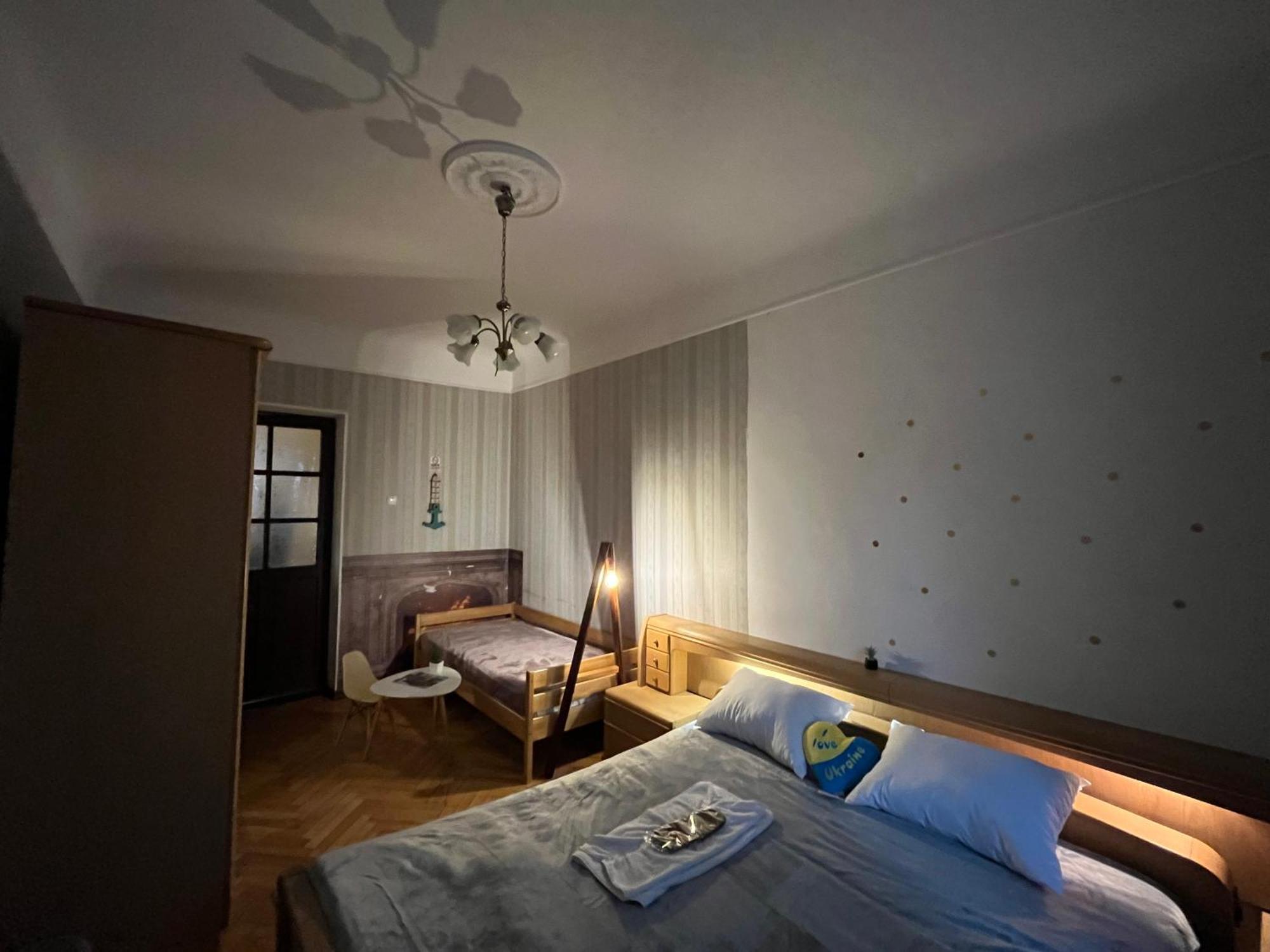 Ararat-Klovskaya Hostel-Apartments Kiev Ngoại thất bức ảnh