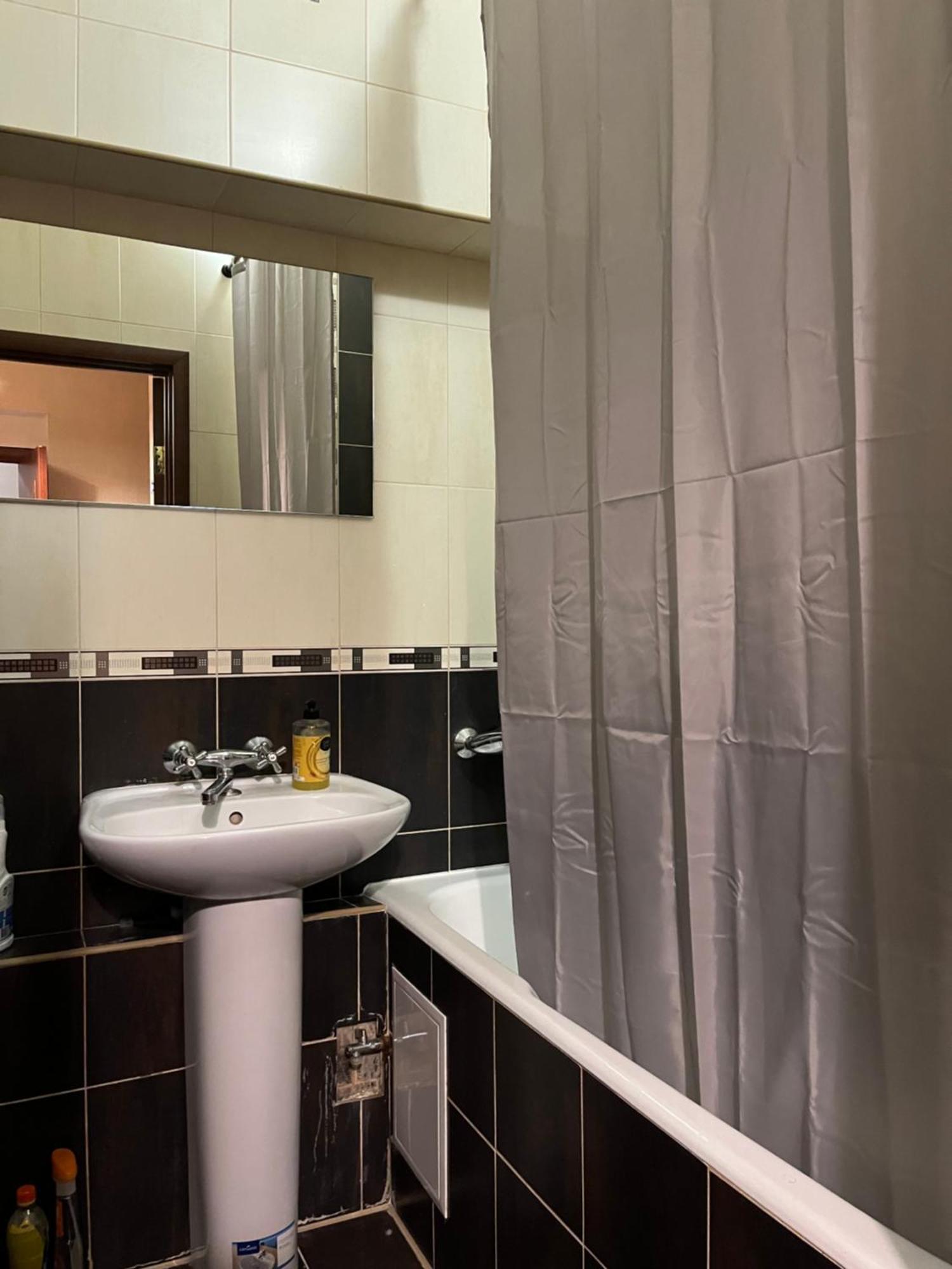 Ararat-Klovskaya Hostel-Apartments Kiev Ngoại thất bức ảnh