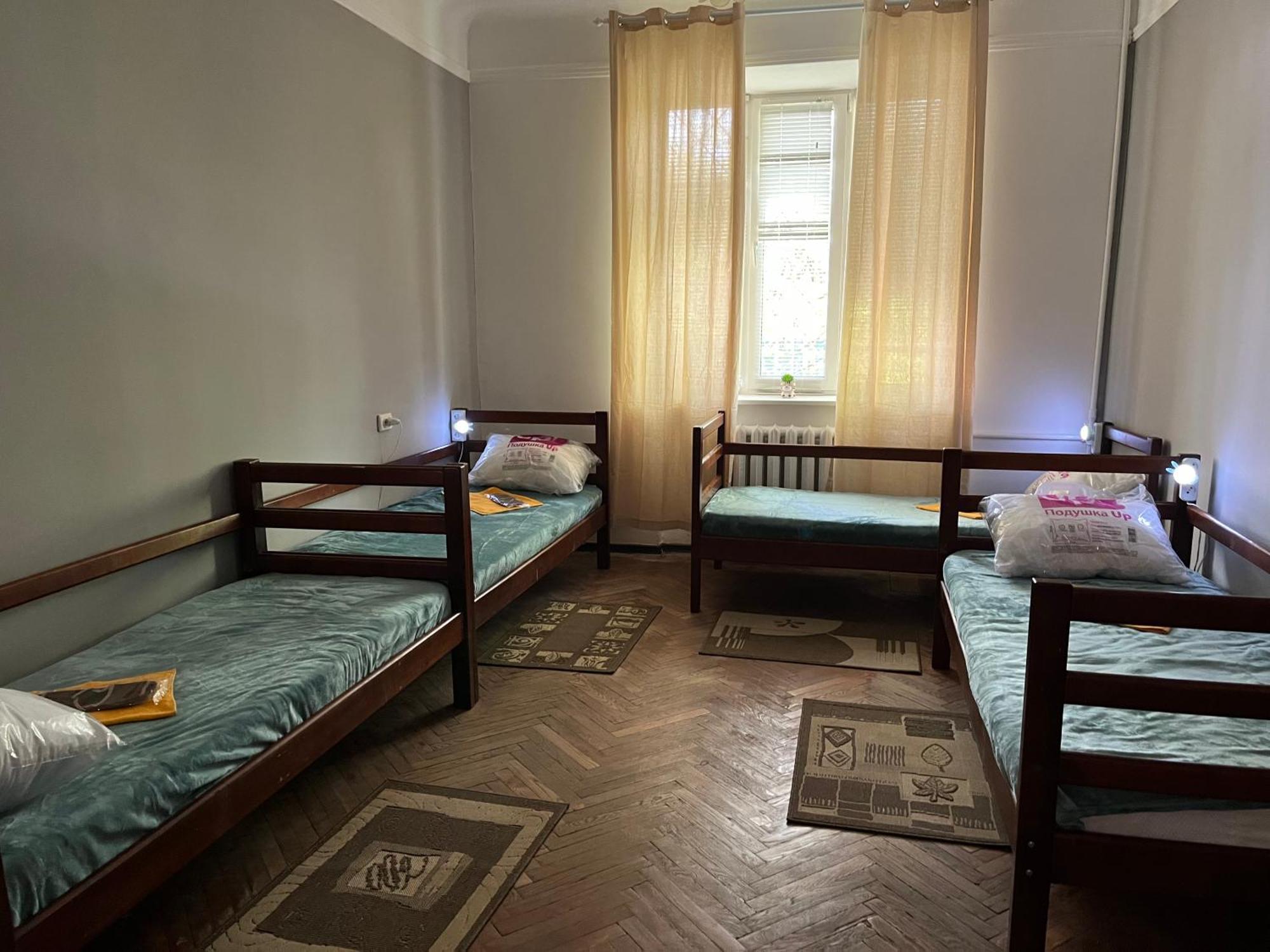 Ararat-Klovskaya Hostel-Apartments Kiev Ngoại thất bức ảnh